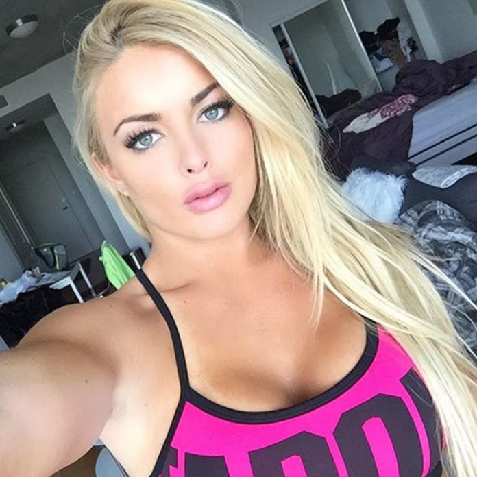 Glory Reload 01 Wwe-mandy-rose-s-instagram-pictures_1-696x696